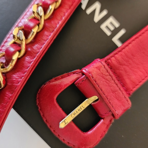 Chanel CC Turn Lock Matellase Belt Bag Lipstick Red + Entrupy COA - Picture 6 of 16